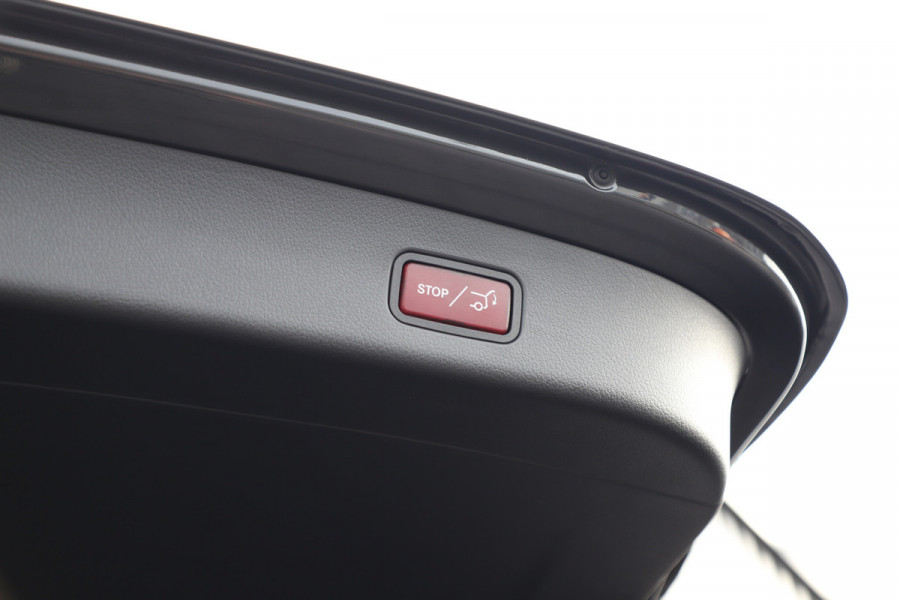 Mercedes-Benz GLC 400e AMG 4-Matic | 381PK | Pano | Sfeerverlichting | Digital-light | Memory | Distronic+ | Trekhaak | Standkachel | Stuurwielver