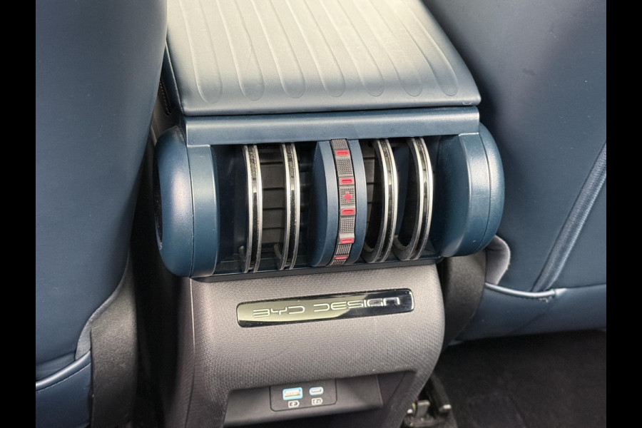 BYD ATTO 3 Comfort 60 kWh Onderhoud gehad bij BYD direct leverbaar RIJKLAAR INCL. FABR. GARANTIE T/M 2029 | AANDRIJFLIJN EN ACCU ZELFS T/M 203