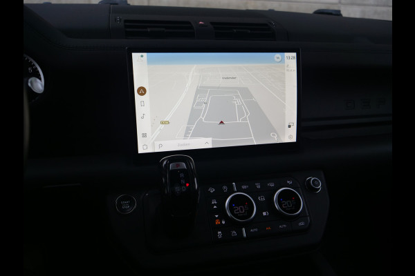 Land Rover Defender 110 3.0 P400 110 X-Dynamic HSE | panorama | meridian | trekhaak | Uniek mooi..