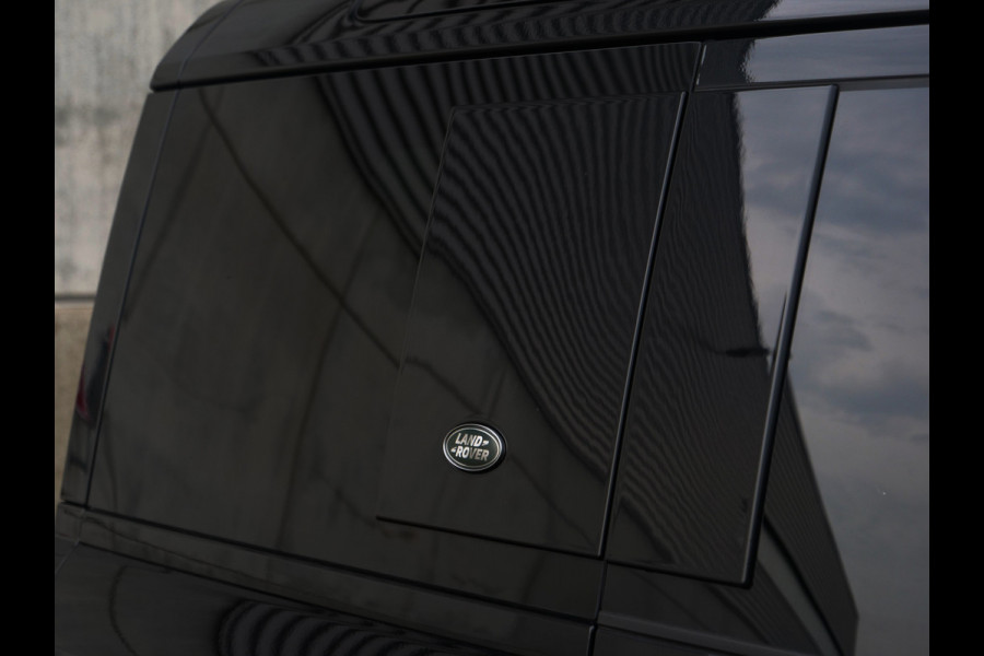 Land Rover Defender 110 3.0 P400 110 X-Dynamic HSE | panorama | meridian | trekhaak | Uniek mooi..