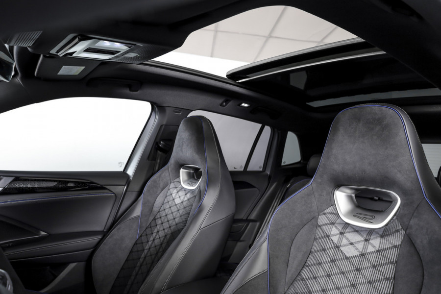 Volkswagen Tiguan 1.5 eHybrid 272 PK R-Line Edition | Black Style | Assistance Plus | Elek. Trekhaak | S/K-panodak | IQ Light | Adapt. Cruise | Stoel-+stuurverw. | NAV+App. Connect | 360 Camera | LM 20" | 9936