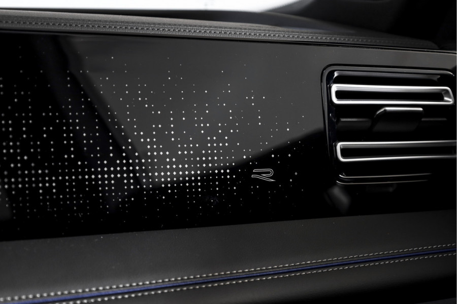 Volkswagen Tiguan 1.5 eHybrid 272 PK R-Line Edition | Black Style | Assistance Plus | Elek. Trekhaak | S/K-panodak | IQ Light | Adapt. Cruise | Stoel-+stuurverw. | NAV+App. Connect | 360 Camera | LM 20" | 9936