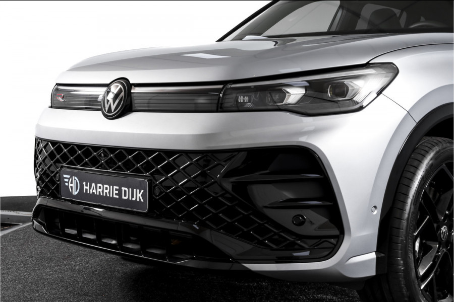 Volkswagen Tiguan 1.5 eHybrid 272 PK R-Line Edition | Black Style | Assistance Plus | Elek. Trekhaak | S/K-panodak | IQ Light | Adapt. Cruise | Stoel-+stuurverw. | NAV+App. Connect | 360 Camera | LM 20" | 9936