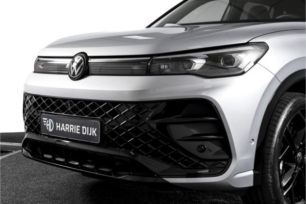 Volkswagen Tiguan 1.5 eHybrid 272 PK R-Line Edition | Black Style | Assistance Plus | Elek. Trekhaak | S/K-panodak | IQ Light | Adapt. Cruise | Stoel-+stuurverw. | NAV+App. Connect | 360 Camera | LM 20" | 9936