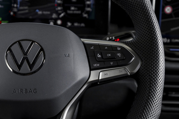 Volkswagen Tiguan 1.5 eHybrid 272 PK R-Line Edition | Black Style | Assistance Plus | Elek. Trekhaak | S/K-panodak | IQ Light | Adapt. Cruise | Stoel-+stuurverw. | NAV+App. Connect | 360 Camera | LM 20" | 9936