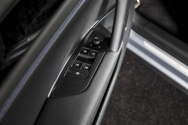 Volkswagen Tiguan 1.5 eHybrid 272 PK R-Line Edition | Black Style | Assistance Plus | Elek. Trekhaak | S/K-panodak | IQ Light | Adapt. Cruise | Stoel-+stuurverw. | NAV+App. Connect | 360 Camera | LM 20" | 9936