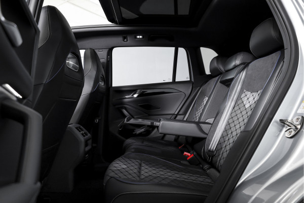 Volkswagen Tiguan 1.5 eHybrid 272 PK R-Line Edition | Black Style | Assistance Plus | Elek. Trekhaak | S/K-panodak | IQ Light | Adapt. Cruise | Stoel-+stuurverw. | NAV+App. Connect | 360 Camera | LM 20" | 9936