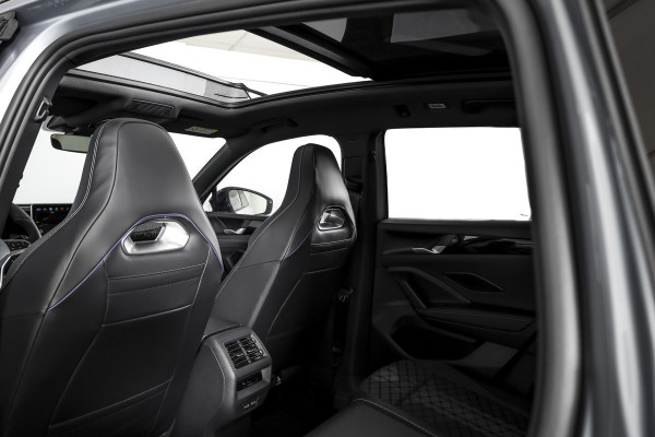 Volkswagen Tiguan 1.5 eHybrid 272 PK R-Line Edition | Black Style | Assistance Plus | Elek. Trekhaak | S/K-panodak | IQ Light | Adapt. Cruise | Stoel-+stuurverw. | NAV+App. Connect | 360 Camera | LM 20" | 9936