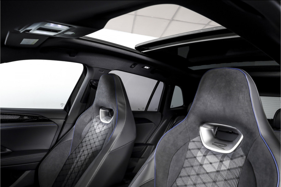 Volkswagen Tiguan 1.5 eHybrid 272 PK R-Line Edition | Black Style | Elek. Trekhaak | S/K-panodak | Adapt. Cruise | Stoel-+stuurverw. | App. Connect | Camera+PDC | LM 20" | 9685