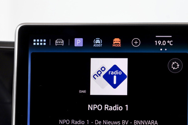 Volkswagen Tiguan 1.5 eHybrid 272 PK R-Line Edition | Black Style | Elek. Trekhaak | S/K-panodak | Adapt. Cruise | Stoel-+stuurverw. | App. Connect | Camera+PDC | LM 20" | 9685