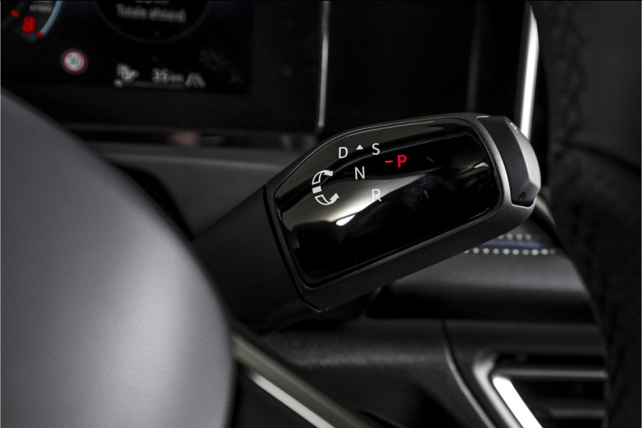 Volkswagen Tiguan 1.5 eHybrid 272 PK R-Line Edition | Black Style | Elek. Trekhaak | S/K-panodak | Adapt. Cruise | Stoel-+stuurverw. | App. Connect | Camera+PDC | LM 20" | 9685