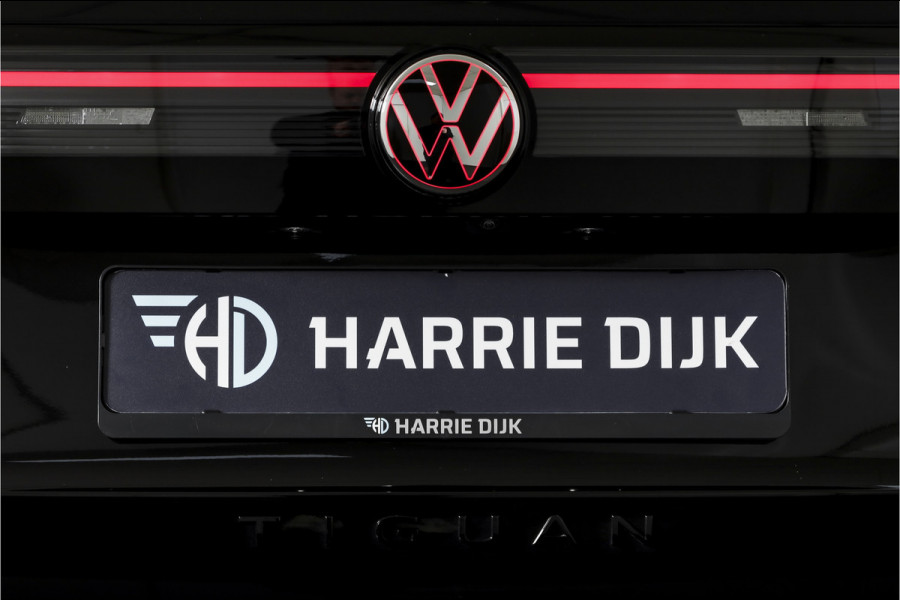 Volkswagen Tiguan 1.5 eHybrid 272 PK R-Line Edition | Black Style | Elek. Trekhaak | S/K-panodak | Adapt. Cruise | Stoel-+stuurverw. | App. Connect | Camera+PDC | LM 20" | 9685