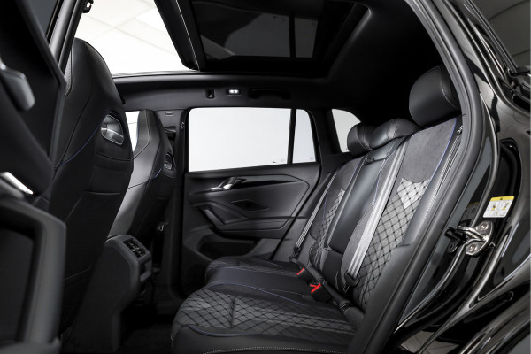 Volkswagen Tiguan 1.5 eHybrid 272 PK R-Line Edition | Black Style | Elek. Trekhaak | S/K-panodak | Adapt. Cruise | Stoel-+stuurverw. | App. Connect | Camera+PDC | LM 20" | 9685