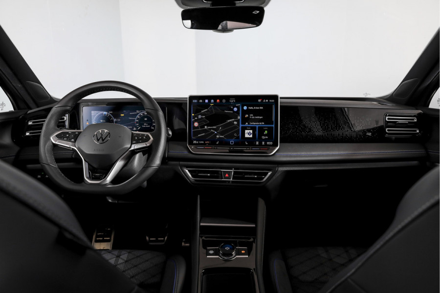 Volkswagen Tiguan 1.5 eHybrid 272 PK R-Line Edition | Black Style | Assistance Plus | Elek. Trekhaak | IQ Light | Adapt. Cruise | Stoel-+stuurverw. | NAV+App. Connect | 360 Camera | LM 20" | 8237
