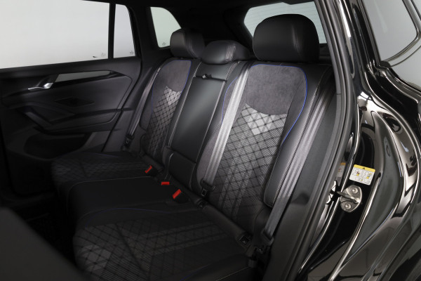 Volkswagen Tiguan 1.5 eHybrid 272 PK R-Line Edition | Black Style | Assistance Plus | Elek. Trekhaak | IQ Light | Adapt. Cruise | Stoel-+stuurverw. | NAV+App. Connect | 360 Camera | LM 20" | 8237