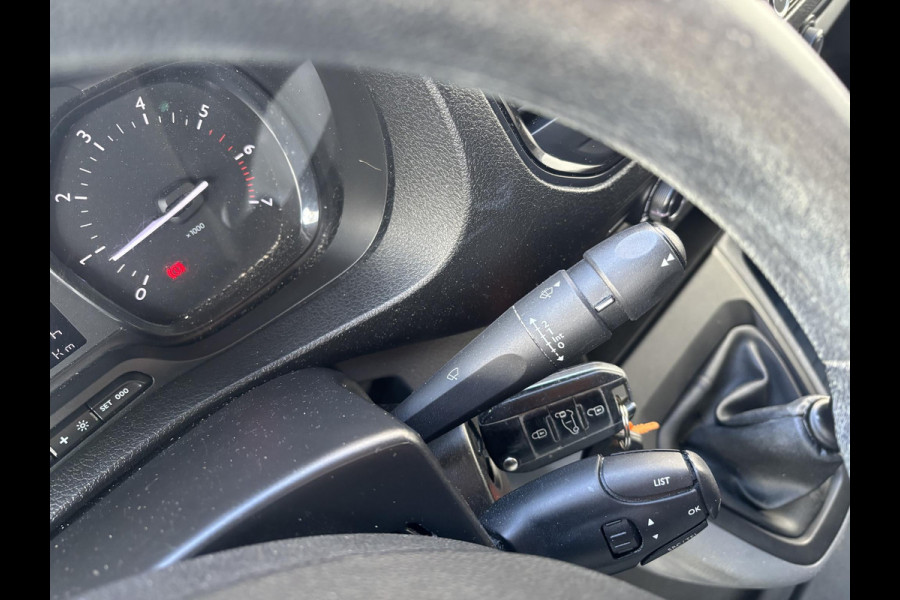 Peugeot Expert 231S 2.0 BlueHDI 150*A/C*3PERS*HAAK*CRUISE*