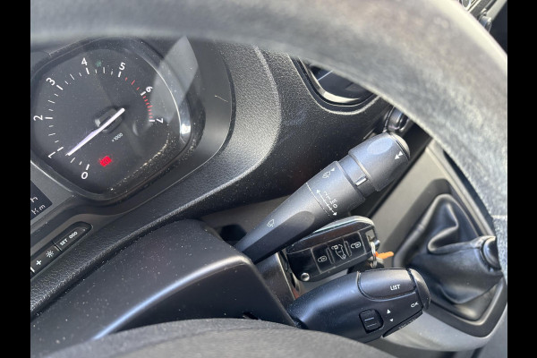 Peugeot Expert 231S 2.0 BlueHDI 150*A/C*3PERS*HAAK*CRUISE*