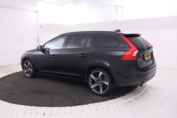 Volvo V60 1.5 T3 Polar+ Automaat, Winter pakket! Cruise
