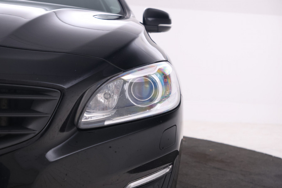 Volvo V60 1.5 T3 Polar+ Automaat, Winter pakket! Cruise