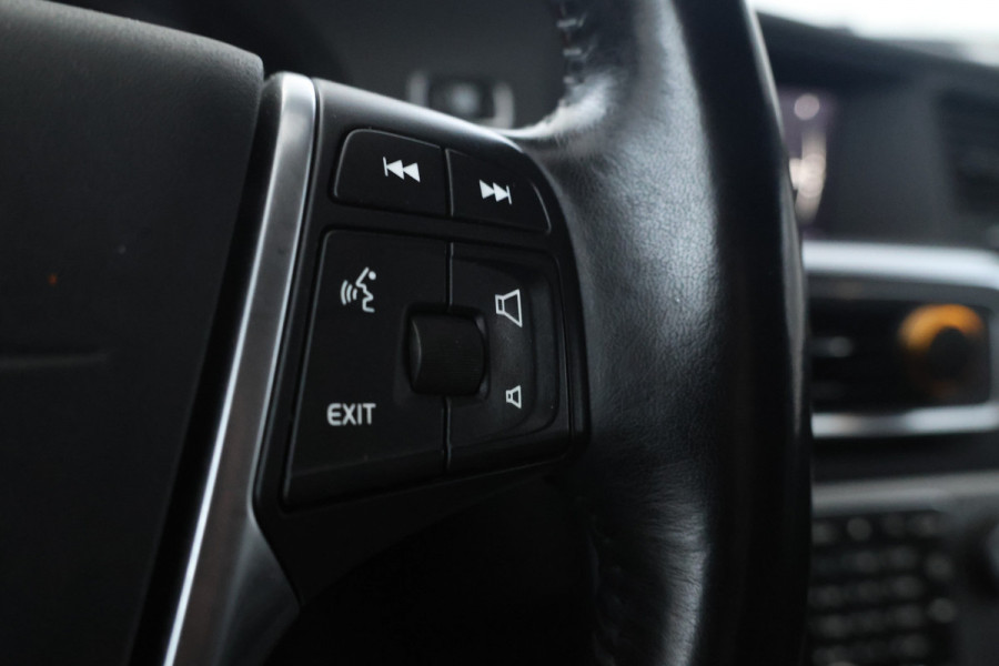 Volvo V60 1.5 T3 Polar+ Automaat, Winter pakket! Cruise