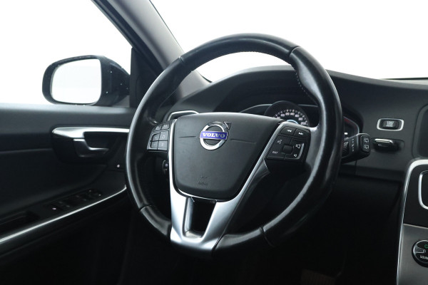 Volvo V60 1.5 T3 Polar+ Automaat, Winter pakket! Cruise