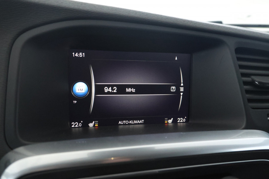 Volvo V60 1.5 T3 Polar+ Automaat, Winter pakket! Cruise