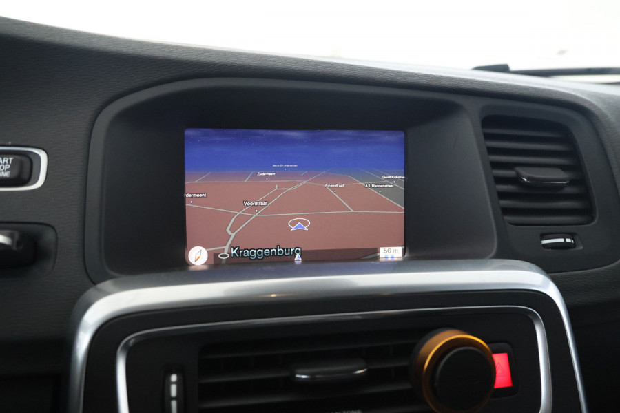 Volvo V60 1.5 T3 Polar+ Automaat, Winter pakket! Cruise