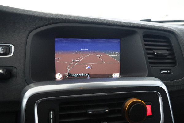 Volvo V60 1.5 T3 Polar+ Automaat, Winter pakket! Cruise