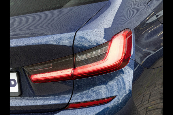 BMW 3-serie 330e - M-Sport - Glasdak - Driving + Parking Ass Plus - Memory BMW 3-serie 330e - M-Sport - Glasdak - Driving + Parking Ass Plus - Memory