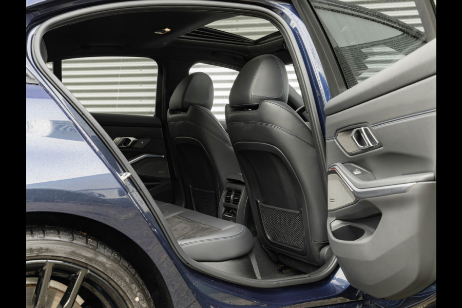 BMW 3-serie 330e - M-Sport - Glasdak - Driving + Parking Ass Plus - Memory BMW 3-serie 330e - M-Sport - Glasdak - Driving + Parking Ass Plus - Memory