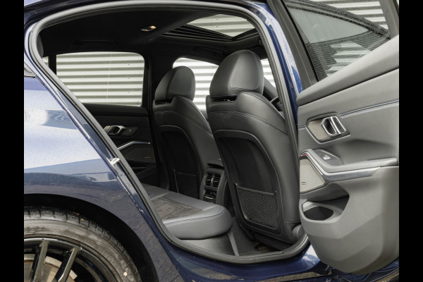 BMW 3-serie 330e - M-Sport - Glasdak - Driving + Parking Ass Plus - Memory BMW 3-serie 330e - M-Sport - Glasdak - Driving + Parking Ass Plus - Memory
