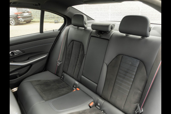 BMW 3-serie 330e - M-Sport - Glasdak - Driving + Parking Ass Plus - Memory BMW 3-serie 330e - M-Sport - Glasdak - Driving + Parking Ass Plus - Memory