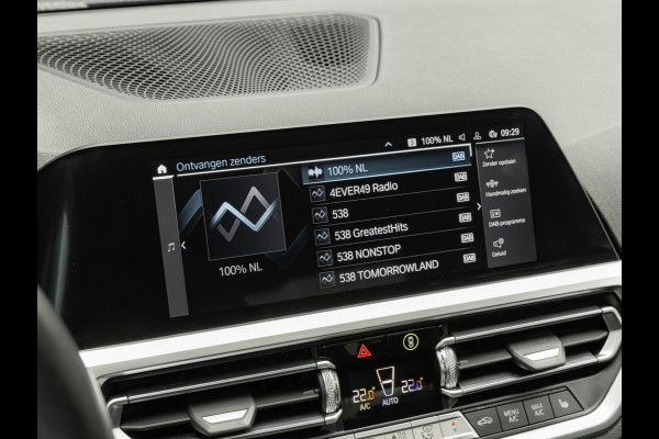 BMW 3-serie 330e - M-Sport - Glasdak - Driving + Parking Ass Plus - Memory BMW 3-serie 330e - M-Sport - Glasdak - Driving + Parking Ass Plus - Memory