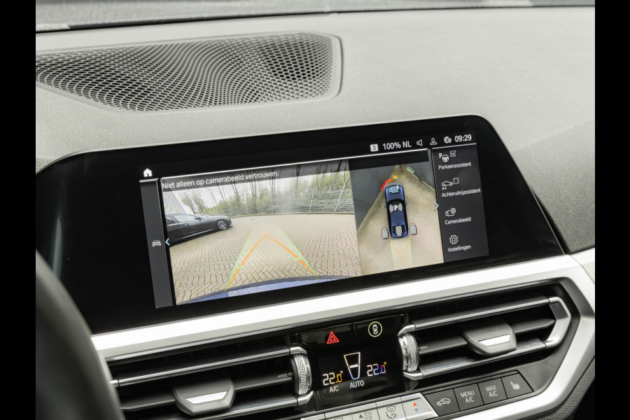 BMW 3-serie 330e - M-Sport - Glasdak - Driving + Parking Ass Plus - Memory BMW 3-serie 330e - M-Sport - Glasdak - Driving + Parking Ass Plus - Memory