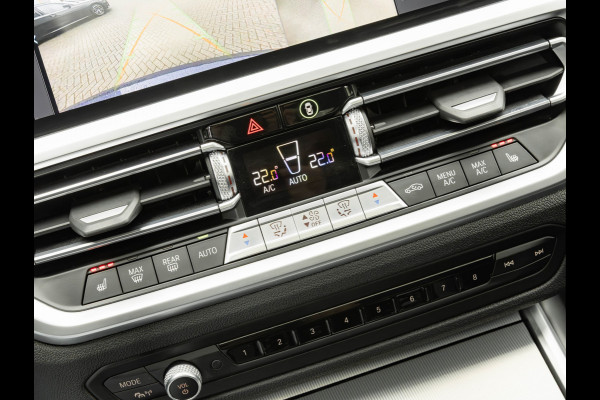 BMW 3-serie 330e - M-Sport - Glasdak - Driving + Parking Ass Plus - Memory BMW 3-serie 330e - M-Sport - Glasdak - Driving + Parking Ass Plus - Memory