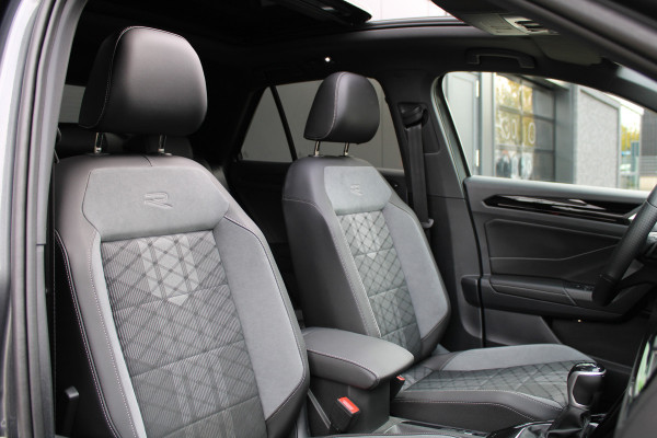 Volkswagen T-Roc 1.5 TSI R-Line | PANO | STOEL&STUUR VERW | IQ LIGHT | BLACK STYLE | ACC | ELEK ACHTERKLEP | Volkswagen T-Roc 1.5 TSI R-Line | PANO | STOEL&STUUR VERW | IQ LIGHT | BLACK STYLE | ACC | ELEK ACHTERKLEP |