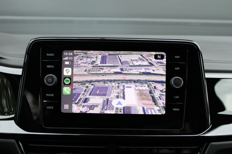 Volkswagen T-Roc 1.5 TSI R-Line | PANO | STOEL&STUUR VERW | IQ LIGHT | BLACK STYLE | ACC | ELEK ACHTERKLEP | Volkswagen T-Roc 1.5 TSI R-Line | PANO | STOEL&STUUR VERW | IQ LIGHT | BLACK STYLE | ACC | ELEK ACHTERKLEP |