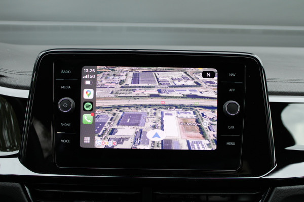 Volkswagen T-Roc 1.5 TSI R-Line | PANO | STOEL&STUUR VERW | IQ LIGHT | BLACK STYLE | ACC | ELEK ACHTERKLEP | Volkswagen T-Roc 1.5 TSI R-Line | PANO | STOEL&STUUR VERW | IQ LIGHT | BLACK STYLE | ACC | ELEK ACHTERKLEP |