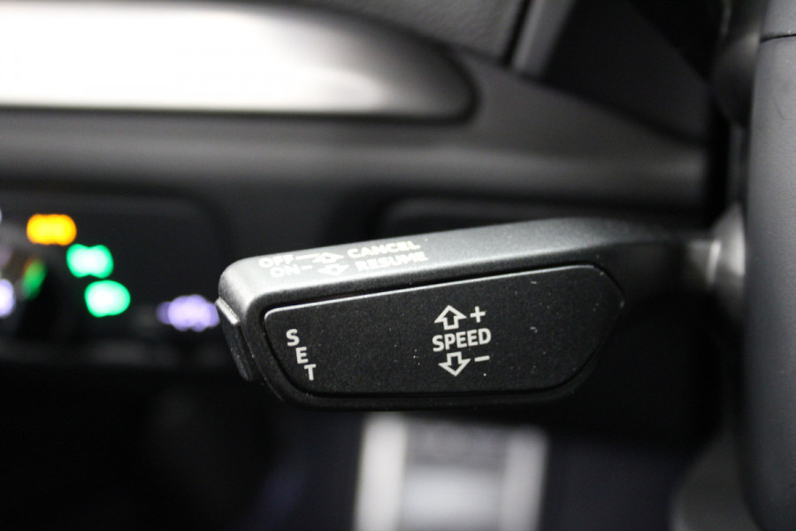 Audi A3 Limousine 35 TFSI CoD Sport S Line Edition Audi A3 Limousine 35 TFSI CoD Sport S Line Edition