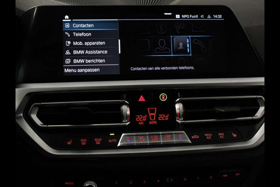 BMW 3 Serie Touring 330e Touring Sportline PHEV AUT | Climate control | Adaptieve cruise control | Parkeersensoren | Navigatie | Sfeerverlichting | Stuur + stoelverwarming | Apple Carplay/ Android Auto