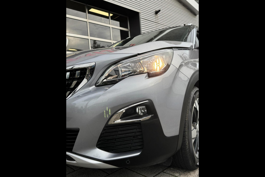 Peugeot 3008 1.2 PureTech Allure - Panorama dak I Navigatie I LED/Xenon I PDC /Camera I Airco I Sport velgen I Dealer onderhouden