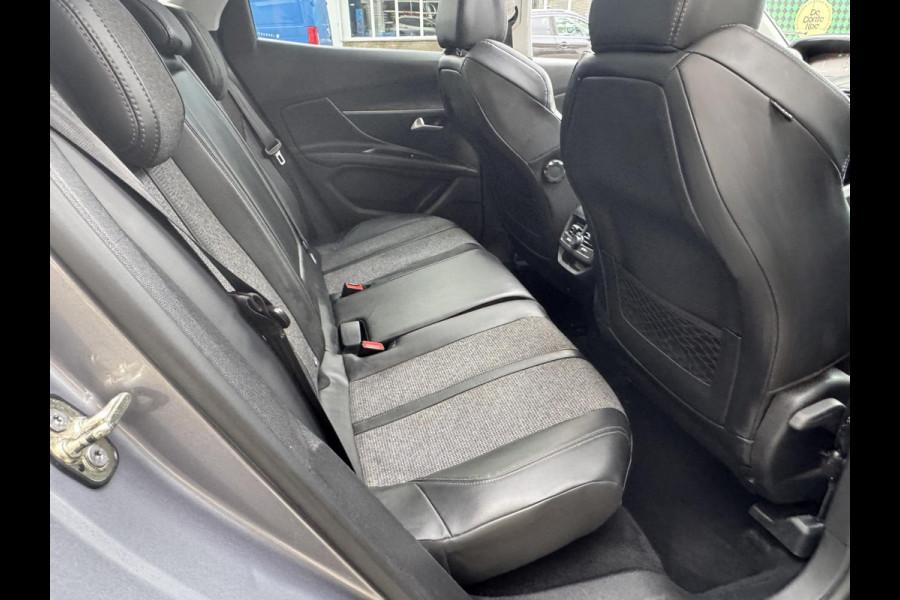 Peugeot 3008 1.2 PureTech Allure - Panorama dak I Navigatie I LED/Xenon I PDC /Camera I Airco I Sport velgen I Dealer onderhouden