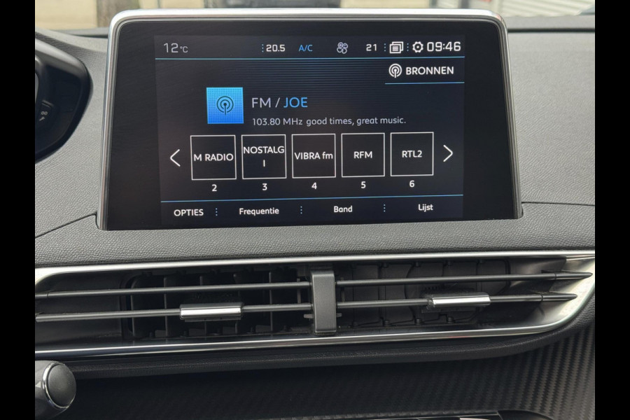 Peugeot 3008 1.2 PureTech Allure - Panorama dak I Navigatie I LED/Xenon I PDC /Camera I Airco I Sport velgen I Dealer onderhouden