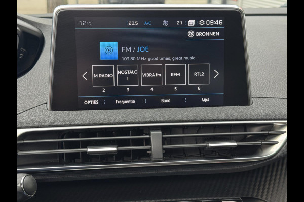 Peugeot 3008 1.2 PureTech Allure - Panorama dak I Navigatie I LED/Xenon I PDC /Camera I Airco I Sport velgen I Dealer onderhouden