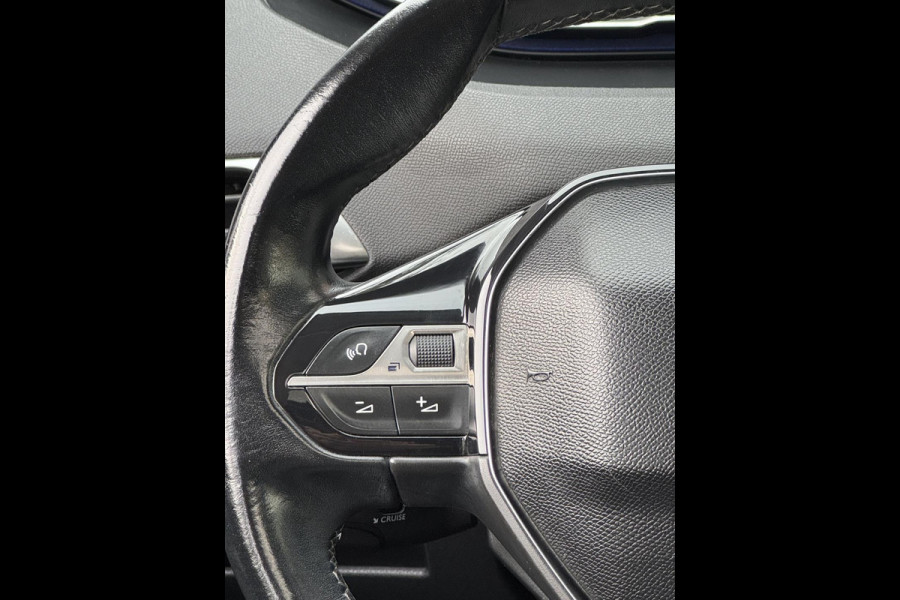 Peugeot 3008 1.2 PureTech Allure - Panorama dak I Navigatie I LED/Xenon I PDC /Camera I Airco I Sport velgen I Dealer onderhouden