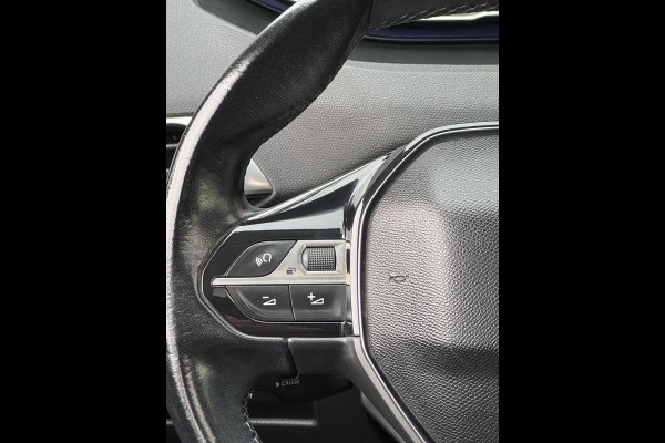 Peugeot 3008 1.2 PureTech Allure - Panorama dak I Navigatie I LED/Xenon I PDC /Camera I Airco I Sport velgen I Dealer onderhouden
