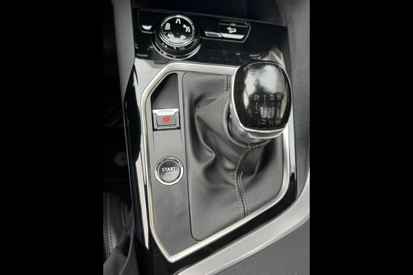Peugeot 3008 1.2 PureTech Allure - Panorama dak I Navigatie I LED/Xenon I PDC /Camera I Airco I Sport velgen I Dealer onderhouden