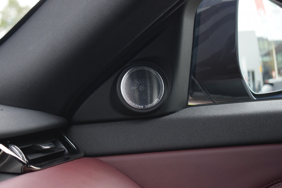 Land Rover Range Rover Evoque 2.0 P200 AWD R-Dynamic HSE | NAP | Meridian | Leer | Stuur- en Stoelverw.