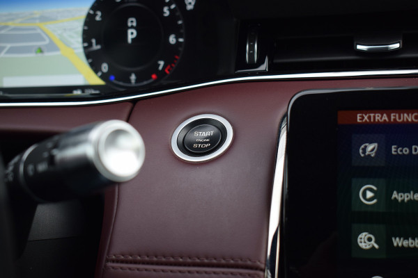 Land Rover Range Rover Evoque 2.0 P200 AWD R-Dynamic HSE | NAP | Meridian | Leer | Stuur- en Stoelverw.