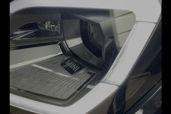 MINI Countryman 1.5 C 170pk John Cooper Works XL panorama trekhaak massage Hea